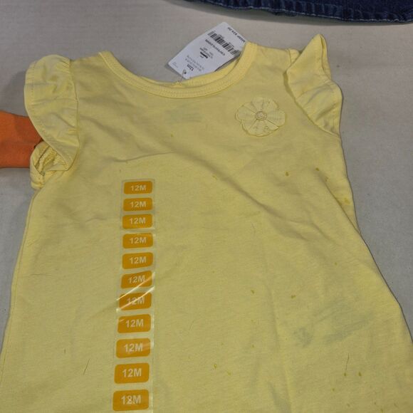 6 PC, 1 Shirt, 2 Panrs, 1 Sleeper, 1 Halloween Outfir and 1 Overall Skirt, 12 M. - Picture 9 of 16